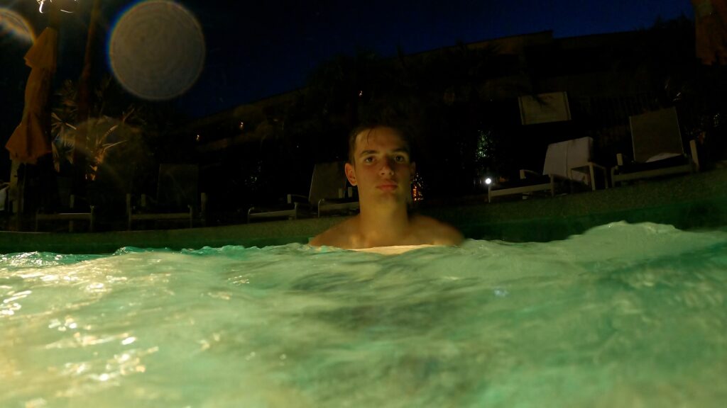 Entspannen im Jacuzzi Pool